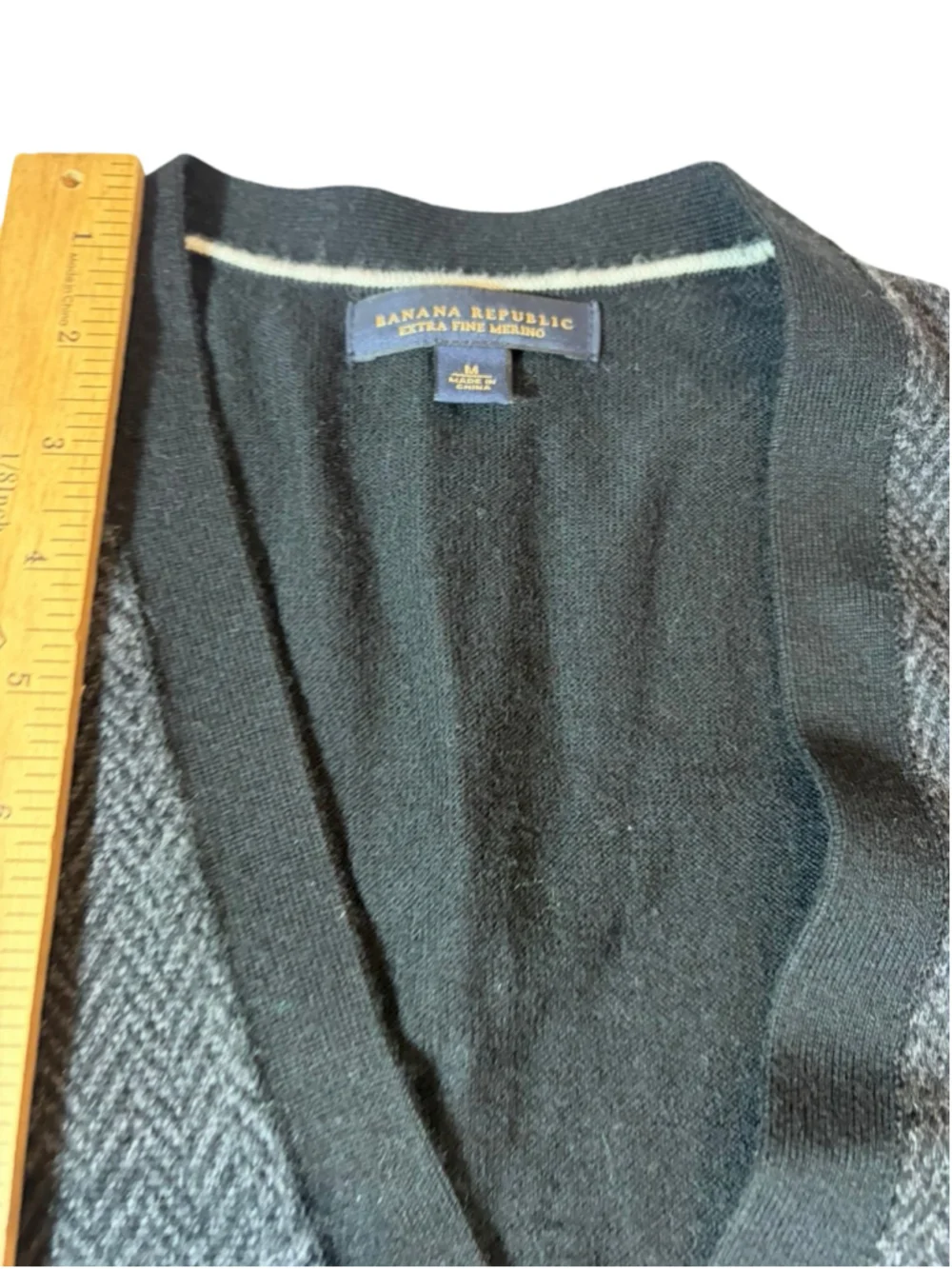 Banana Republic Merino Wool Herringbone Cardigan Sweater Men’s M